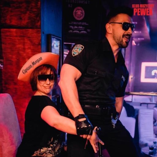 Striptizer policjant